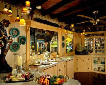 Posada Land's End Inn