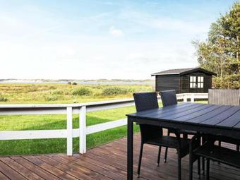 Three-bedroom Holiday Home In H�jslev 4