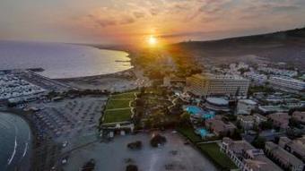 Hotel St Raphael Resort