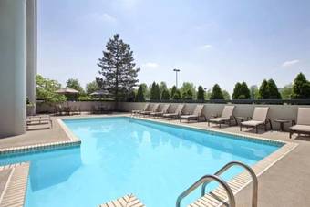 Hotel Embassy Suites Columbus