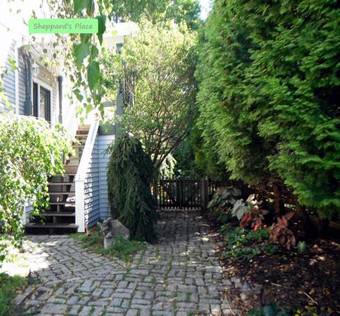 Sheppard's Place Bed & Breakfast