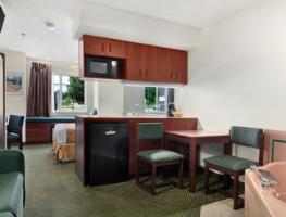 Hotel Microtel Inn And Suites North Canton
