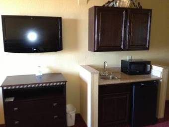 Hotel Quality Inn And Suites