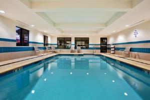 Holiday Inn Express Hotel & Suites Picayune