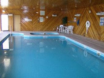 Holiday Inn Express Hotel & Suites Wauseon