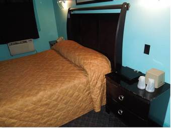 Motel Lakeland Inn - Bohemia