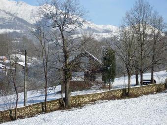 Apartamentos Rurales El Picoretu