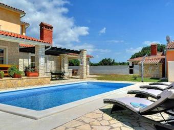 Holiday Home Golubovo