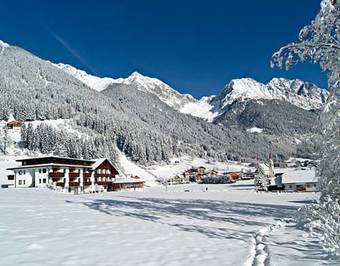Hotel Vierbrunnenhof