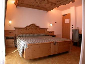 Family Hotel La Perla