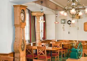 Hotel Roter Turm