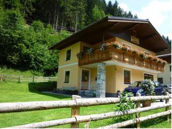 Vronis Landhaus Apartments