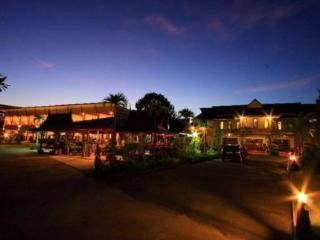 Hotel Maleedee Bay Resort