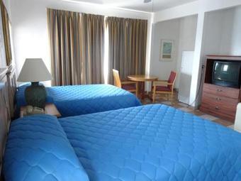 James Hotel