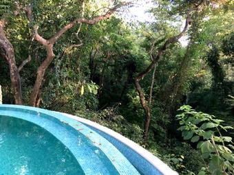 Driftwood Glamping & Boutique Hotel