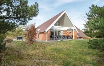 Six-bedroom Holiday Home In R�m� 2