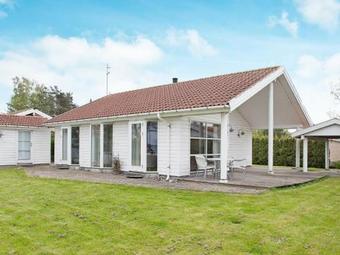 Two-bedroom Holiday Home In Pr�st� 1