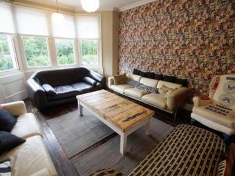 Holiday Home Ty'r Ddinas