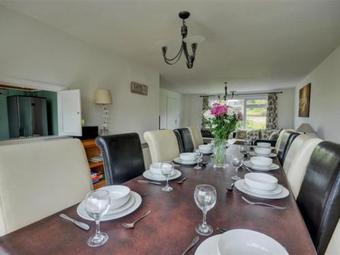 Holiday Home Rosemary House 6.1