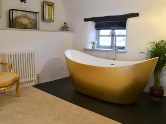 The Wendy House @ Granny Mcphee's