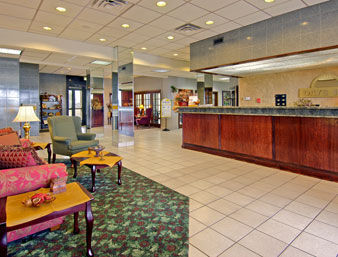 Hotel Days Inn East