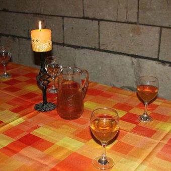 Hostal Tibor Bar�t Vend�gh�z