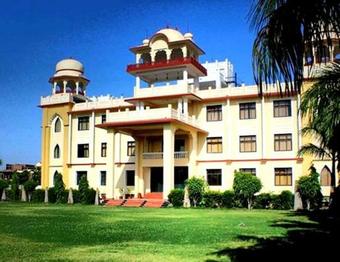 Hotel Ranbanka Heritage Resort- 1 Km From Bhilwara Railway Station