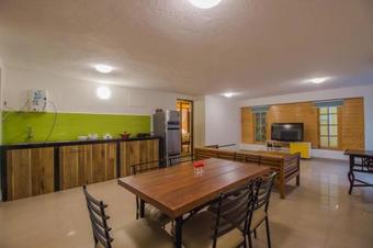 Unique Apartment Near Miramar Beach, Goa