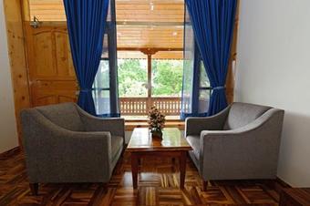 Bed & Breakfast Treetops Cottage " Hill Side "