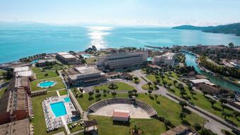 Hotel Canvas By Mitsis Messonghi