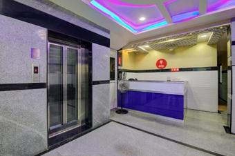 Hotel Oyo 10811 Sri Sairam Residency
