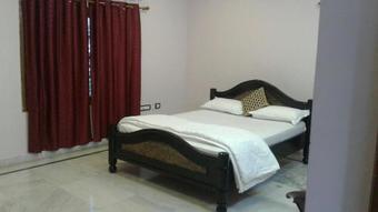 Hostal Paradise Home Guest House