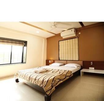 Bed & Breakfast Vrundavan Deluxe
