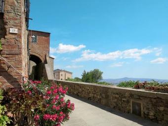 Locazione Turistica Agriturismo Fontepietri (cpg101)