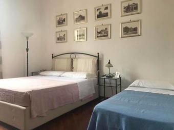 Hostal Orange Roma
