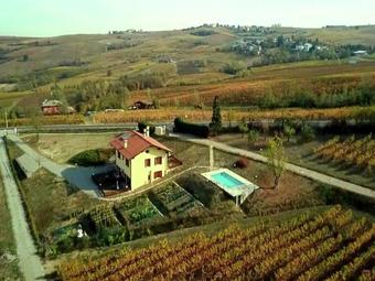 Spacious Farmhouse In Santa Maria Della Versa With Pool