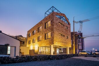 Motel Seongsan Flow