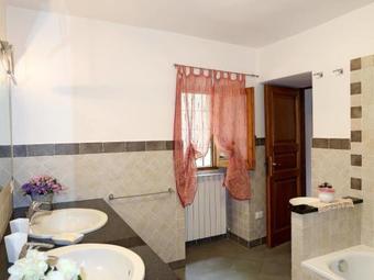 Locazione Turistica Podere Le Ripe (vcc250)
