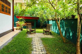 Villa Yoho Bat House