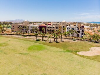 Hotel Oasis Saidia Palace & Blue Pearl