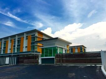 Sibu Swanhouse 2