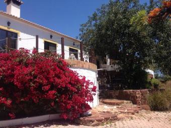 Hostal Vale Fuzeiros Nature Guesthouse