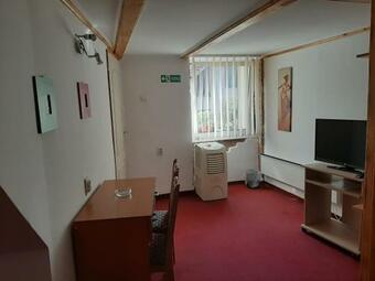 Hostal Rooms Piccolo Mondo