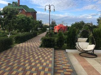 Hotel Green Roof