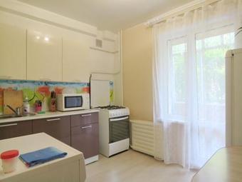 Apartment On Saburova 7