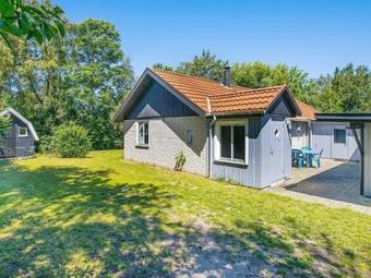 Holiday Home Kors�r V