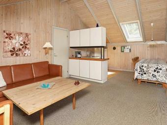 Three-bedroom Holiday Home In Ringk�bing 26