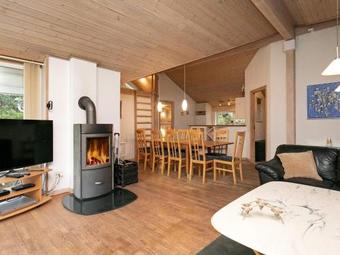 Four-bedroom Holiday Home In Ringk�bing 9