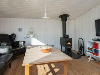 Two-bedroom Holiday Home In Fan� 2