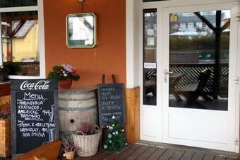 Hostal Penzion 3 Ka?tany